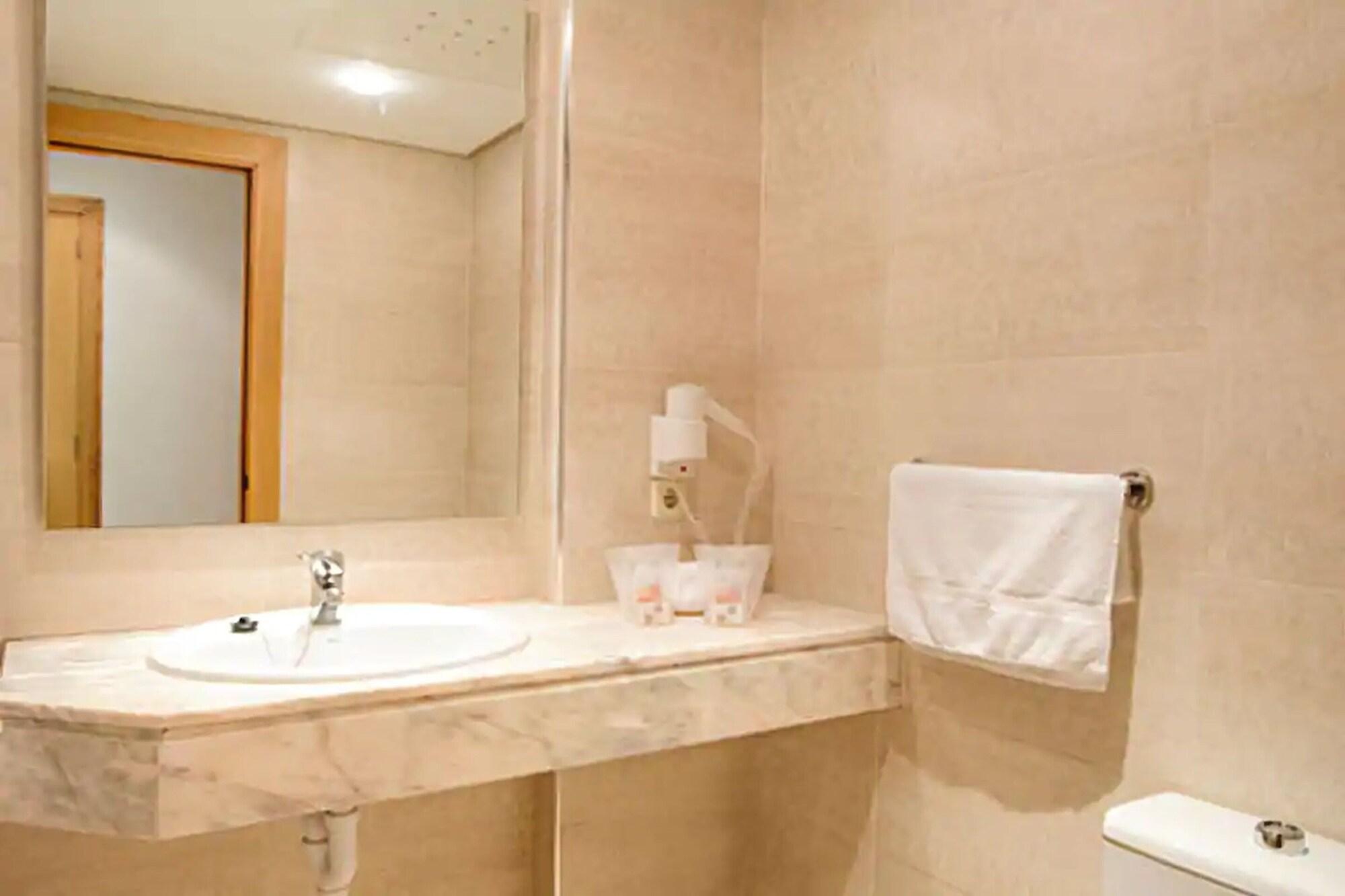 Hotel La Santa Maria Cala Millor  Dış mekan fotoğraf