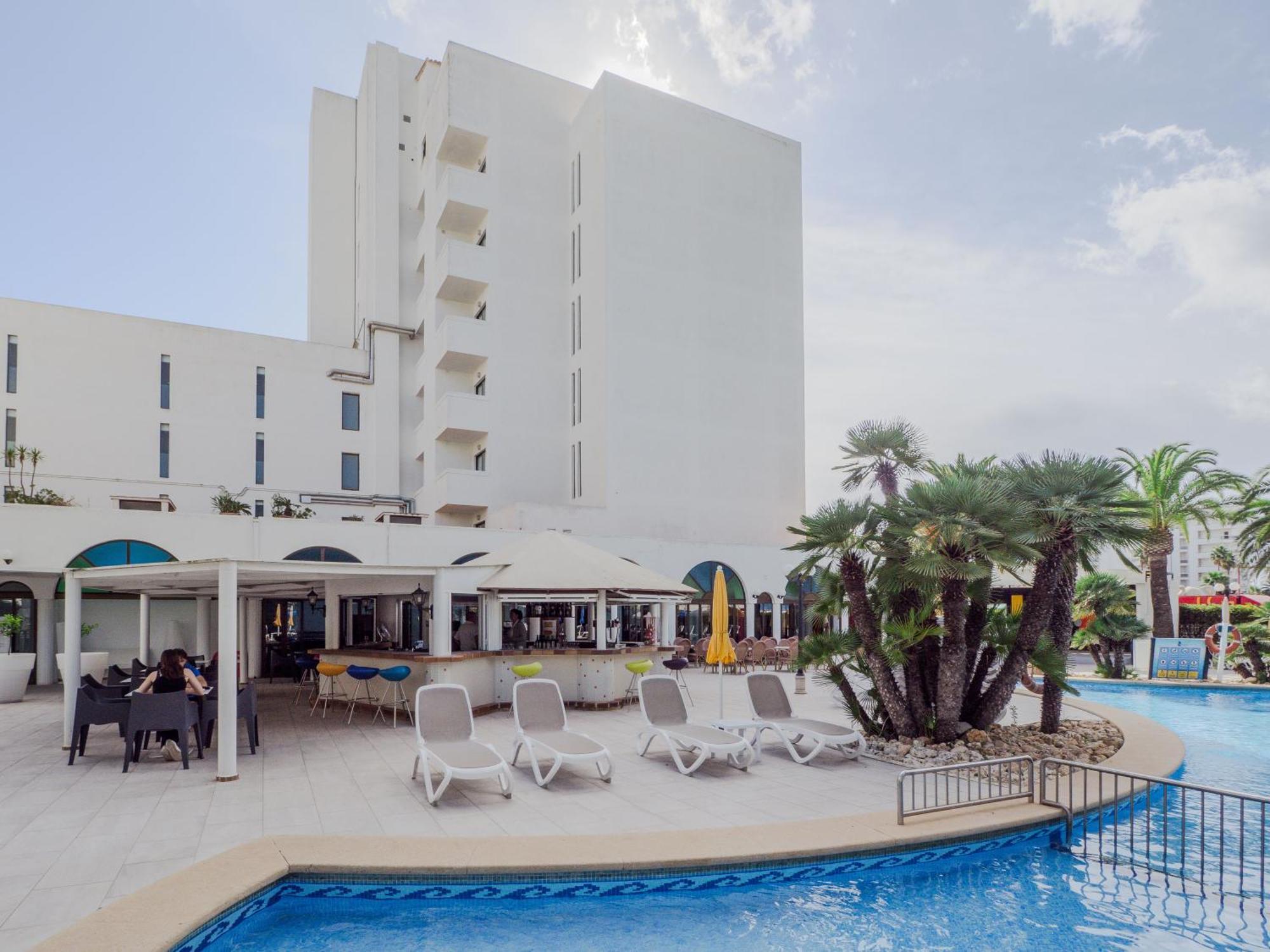 Hotel La Santa Maria Cala Millor  Dış mekan fotoğraf
